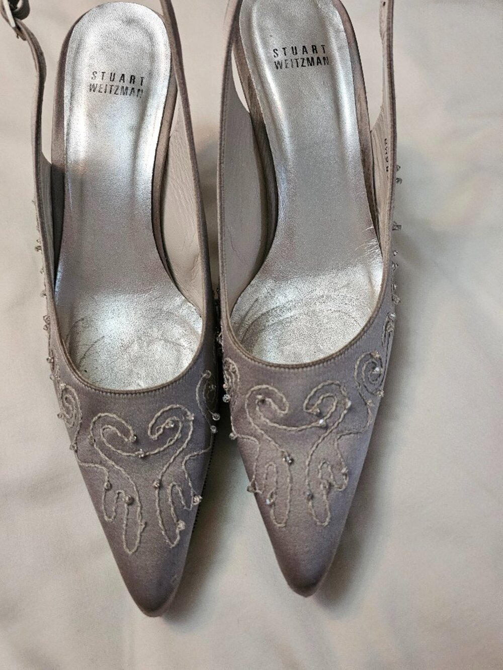 Stuart Weitzman Silver Embroidered Slingback Pumps – Size 9